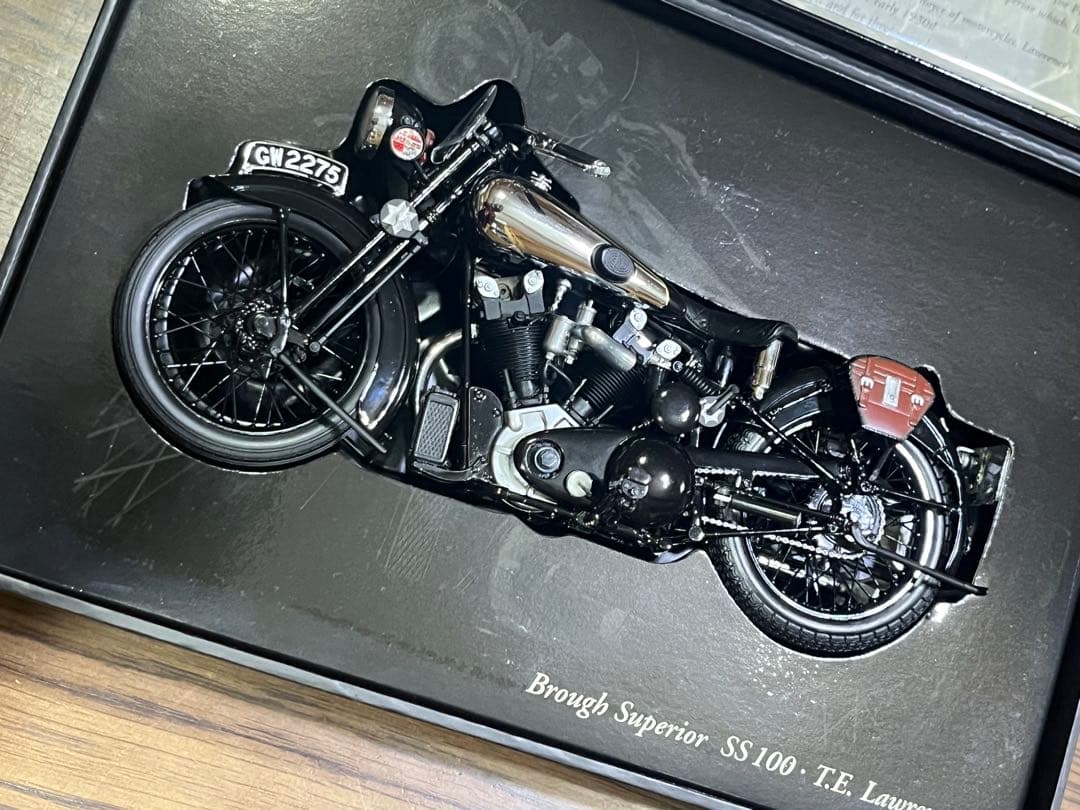 ブラフ・シューペリア SS100 1/12 brough superior