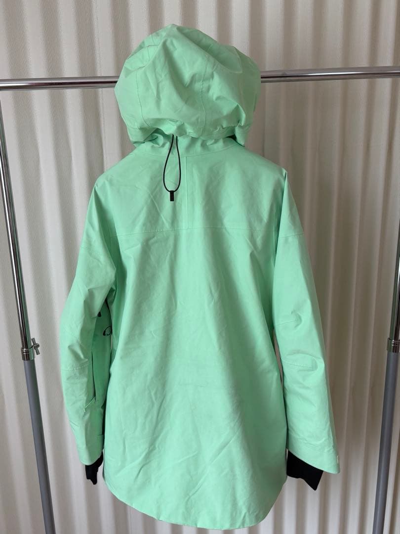 【上下セット】686GORE-TEX スノーボードウェア Mサイズ　セットアップ