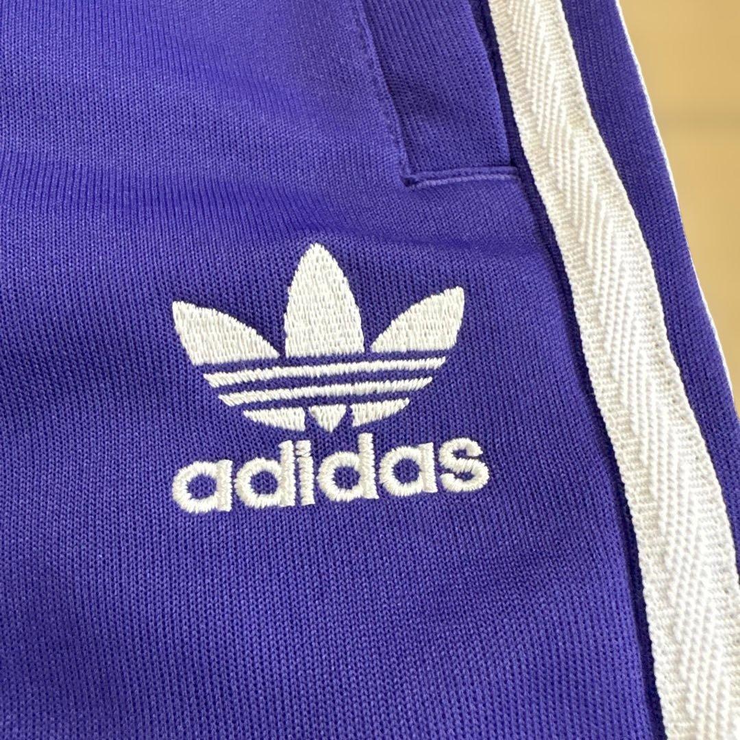 adidas 紫 ストライプ ジャージパンツ