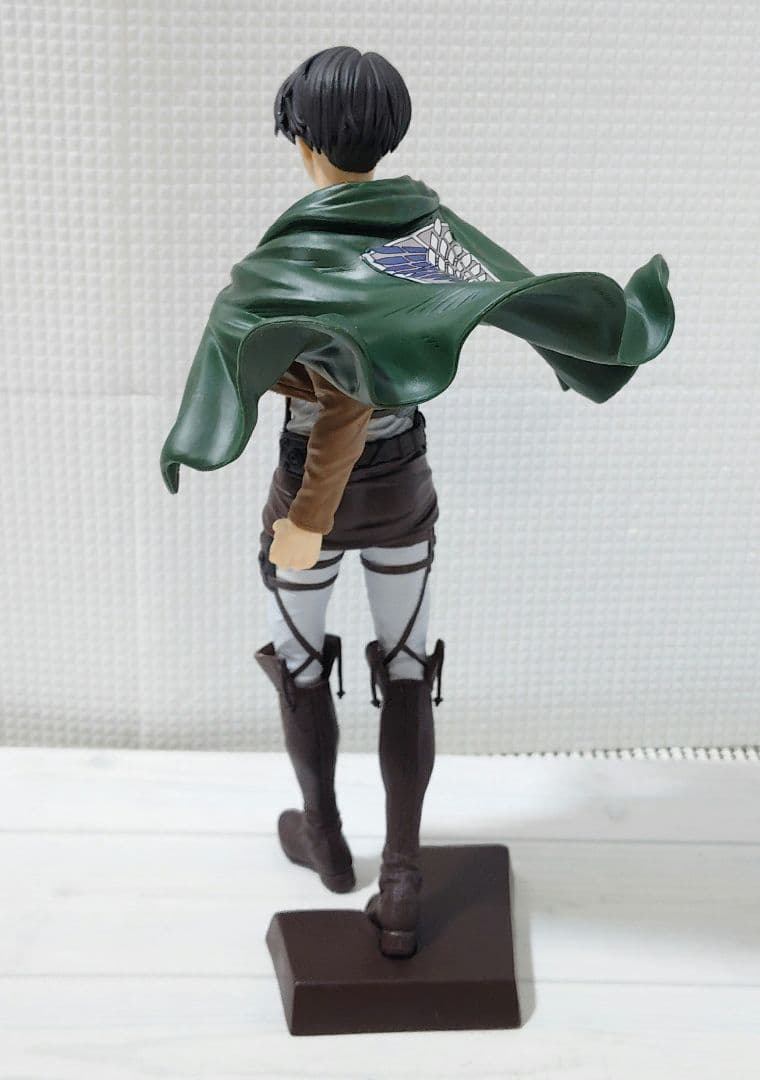一番くじ 進撃の巨人 B賞 リヴァイ Grandista リヴァイ エレン