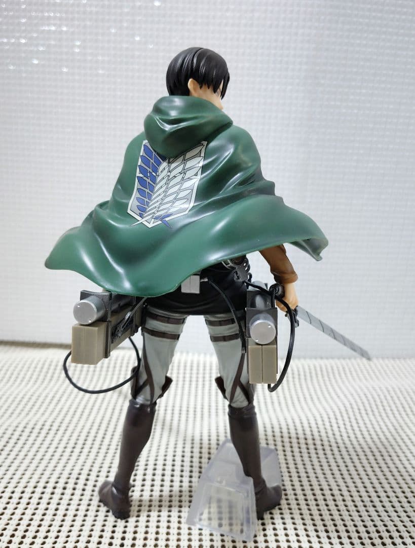 一番くじ 進撃の巨人 B賞 リヴァイ Grandista リヴァイ エレン