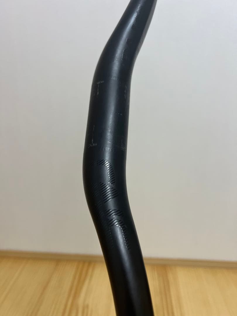 OneUp Components カーボンハンドルバー