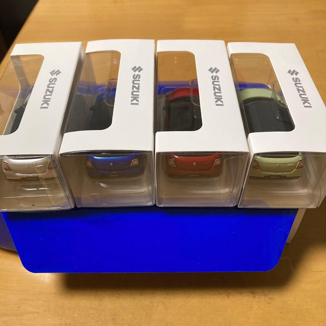 スズキスイフトSWIFT ミニカーセット 4台【非売品】