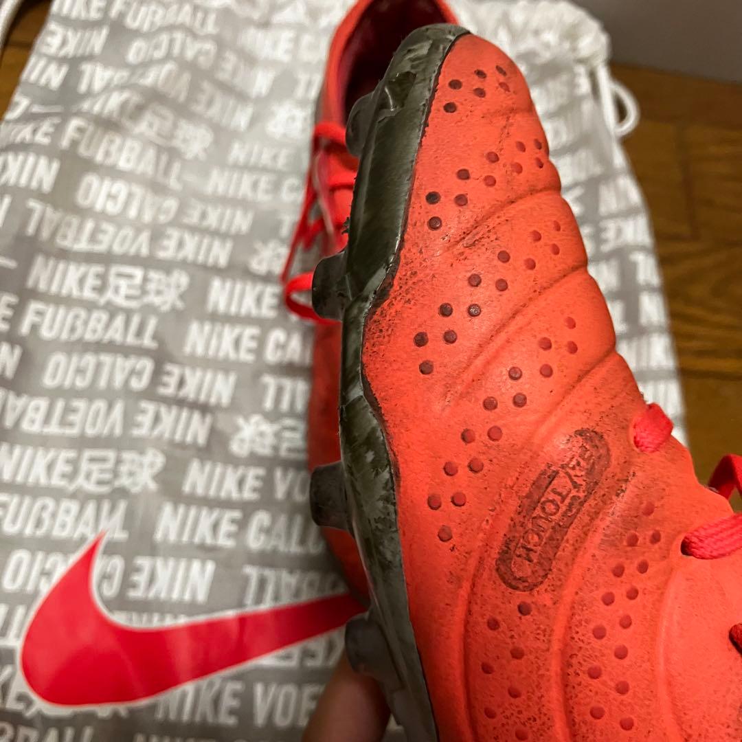 NIKE ティエンポレジェンド