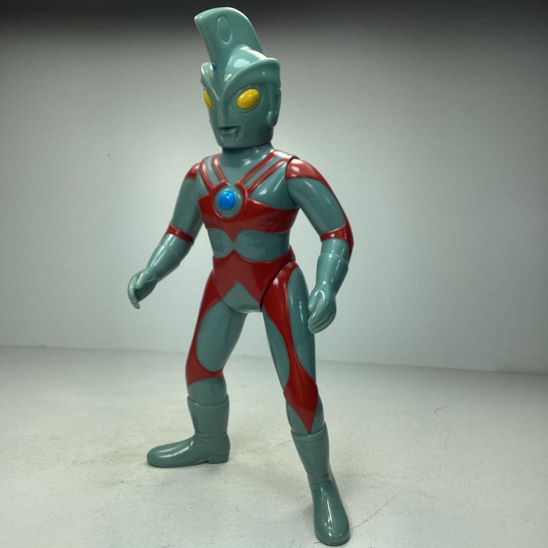 ブルマァク復刻 ウルトラマンエース レトロカラー ソフビ
