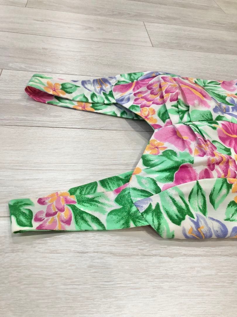Hawaiiハワイ　ハワイムームー　セミロングドレス 膝丈　Hawaii製品