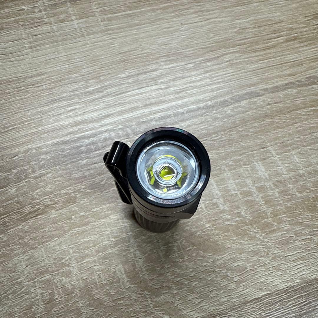 Olight Baton4 チタン Ti Premium 懐中電灯