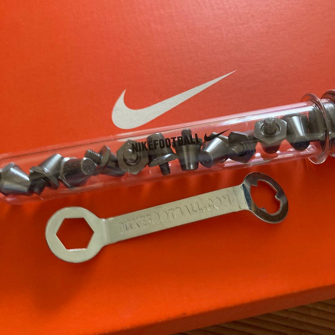 シューズ NIKE HYPERVENOM PHINISH SG-PRO