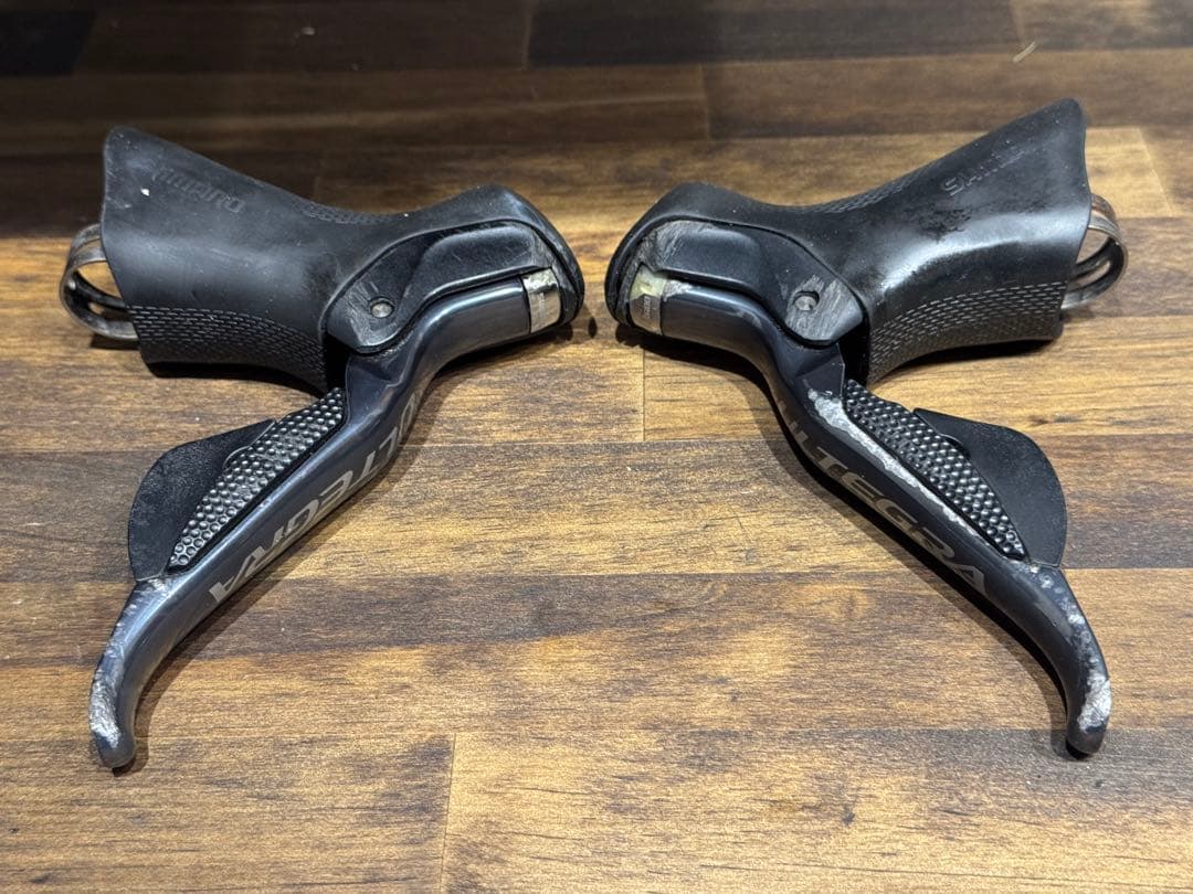 シマノUltegra ST-6770 Di2 STIレバー