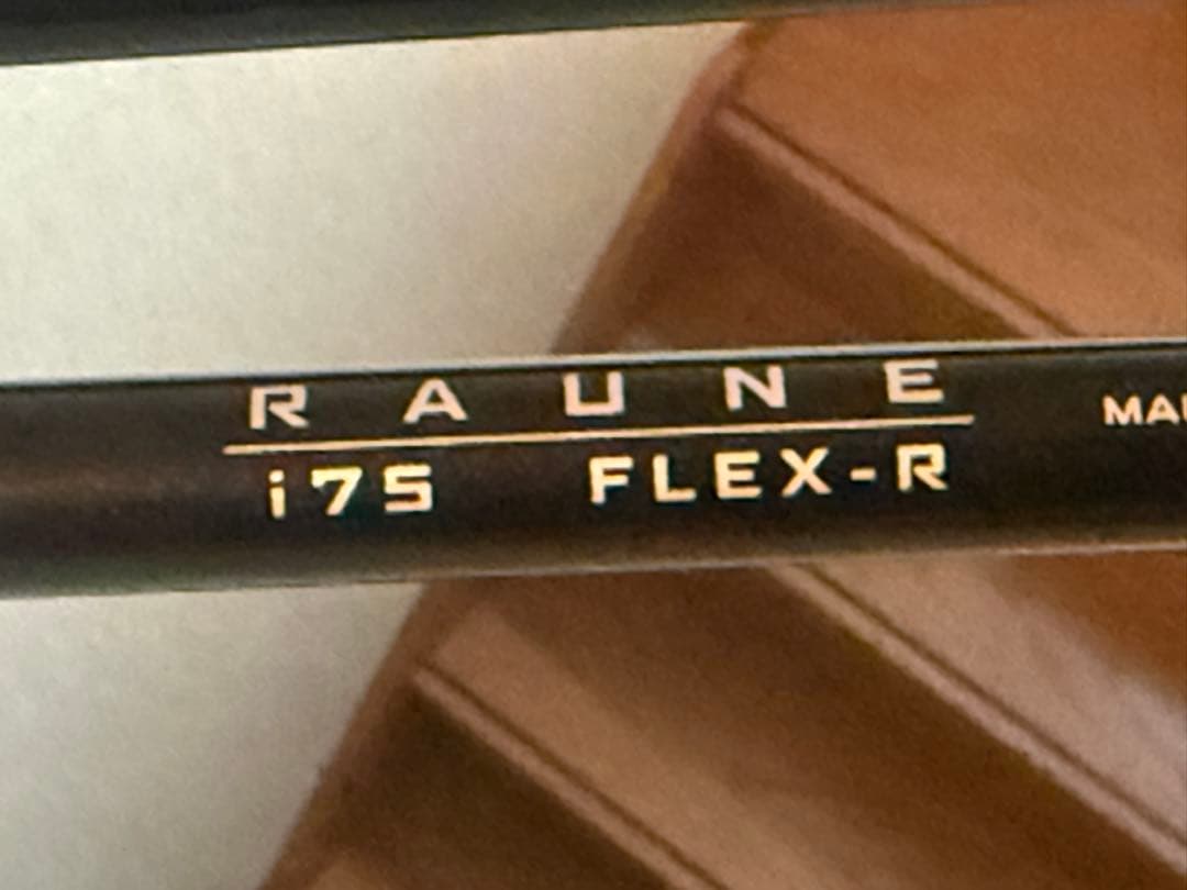 ほぼ未使用ミズノJPX923 ホットメタル#6ー#P RAUNE i75-R
