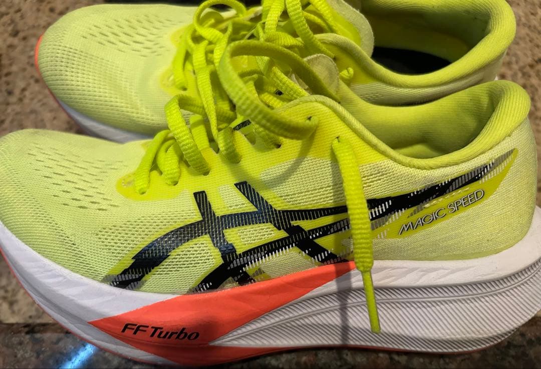 asics MAGIC SPEED 4 ランニングシューズ23.5cm