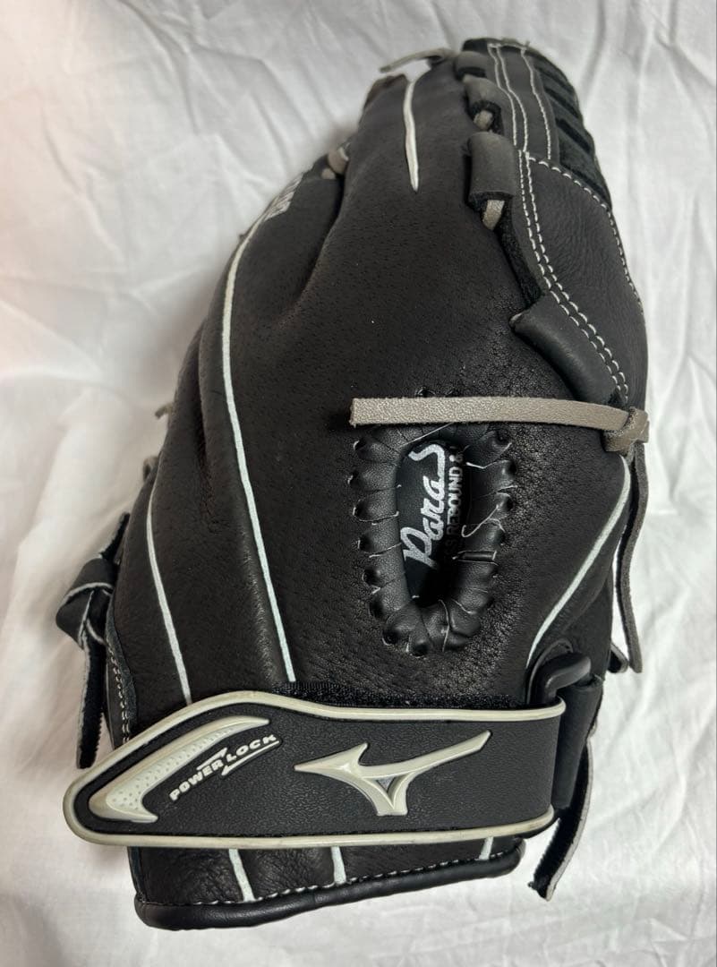 ミズノ Mizuno ソフトボール外野手用グローブ 海外モデル