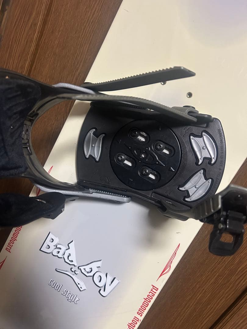 ⭐︎『掘り出し物』⭐︎ Bad Boy スノーボード ホワイト ビンディング付き
