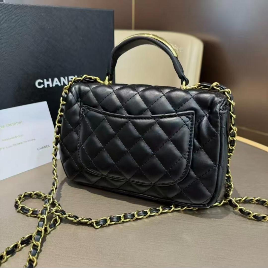 ✨VIP限定ノベルティ・ 非売品✨ブラックレザー ショルダーバッグaf