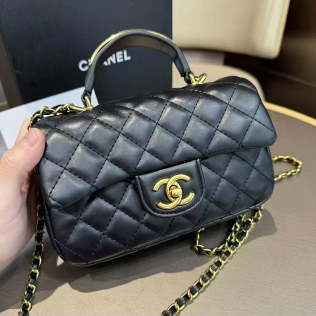 ✨VIP限定ノベルティ・ 非売品✨ブラックレザー ショルダーバッグaf