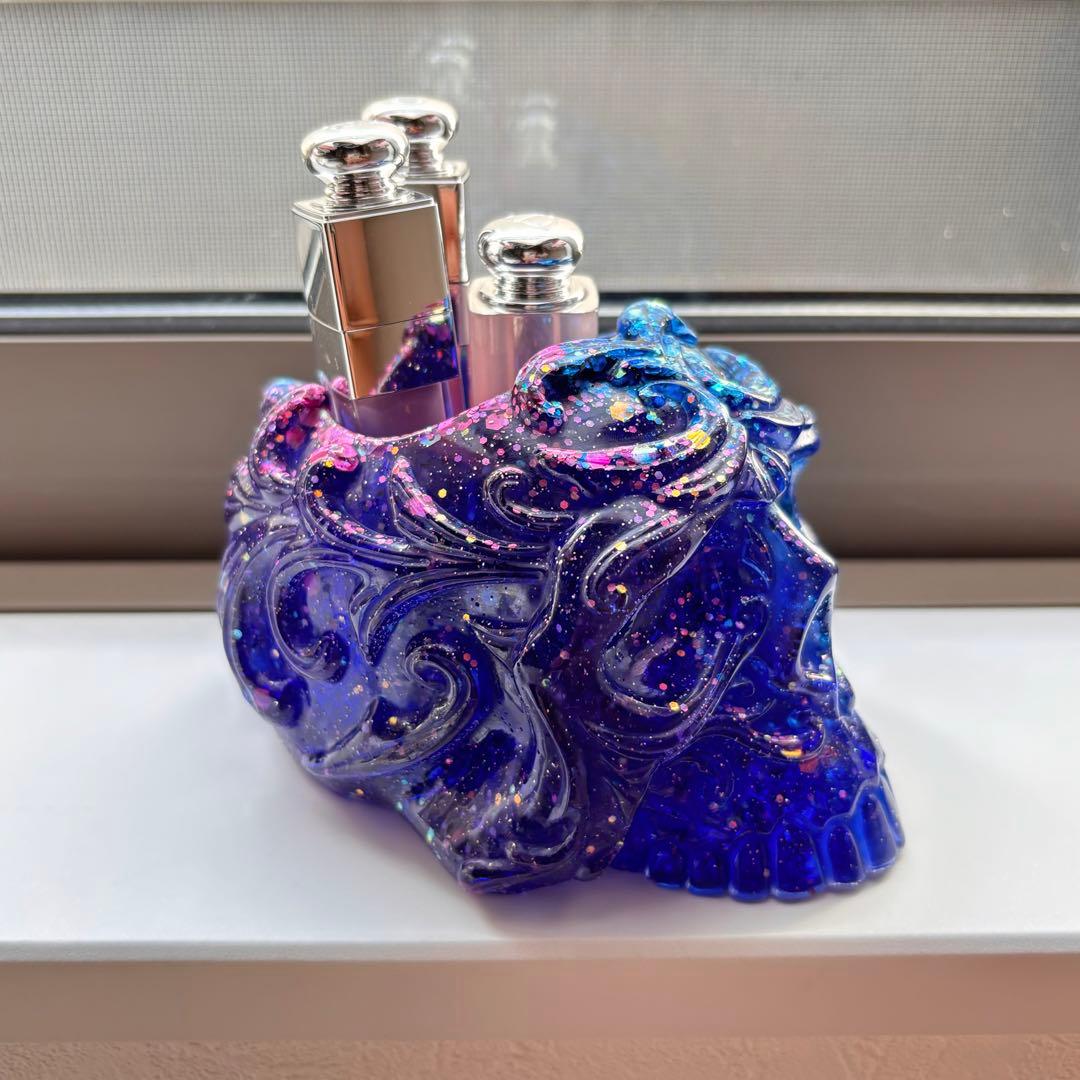 レジン　骸骨の小物入れ　パープルブルー