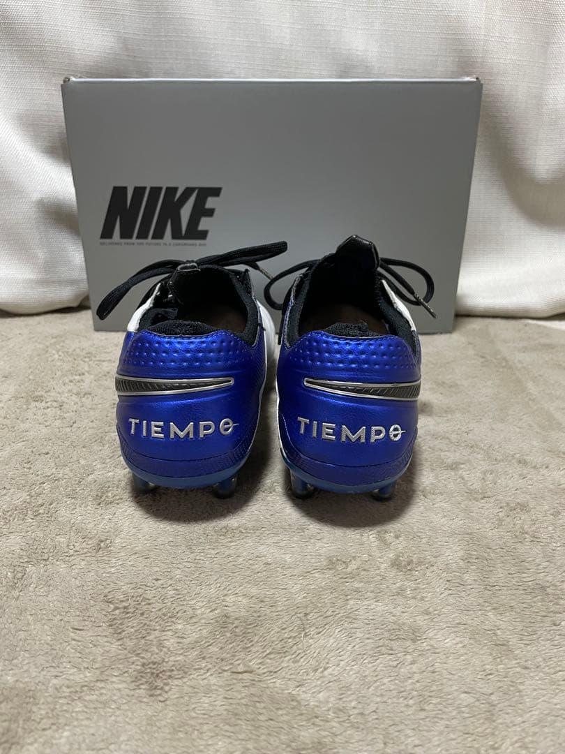 NIKE サッカーシューズ スパイク ティエンポ8 ホワイト/ブルー