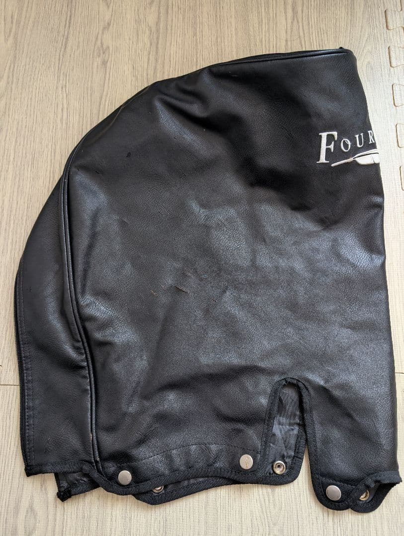 FOURTEENスタンド式 軽量キャディバッグ