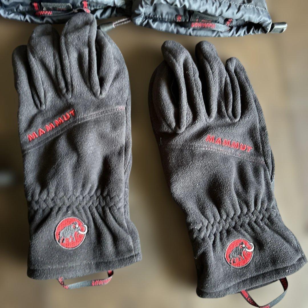 MAMMUT ブラックグローブ 2セット・バラクラバ・ZEALゴーグル