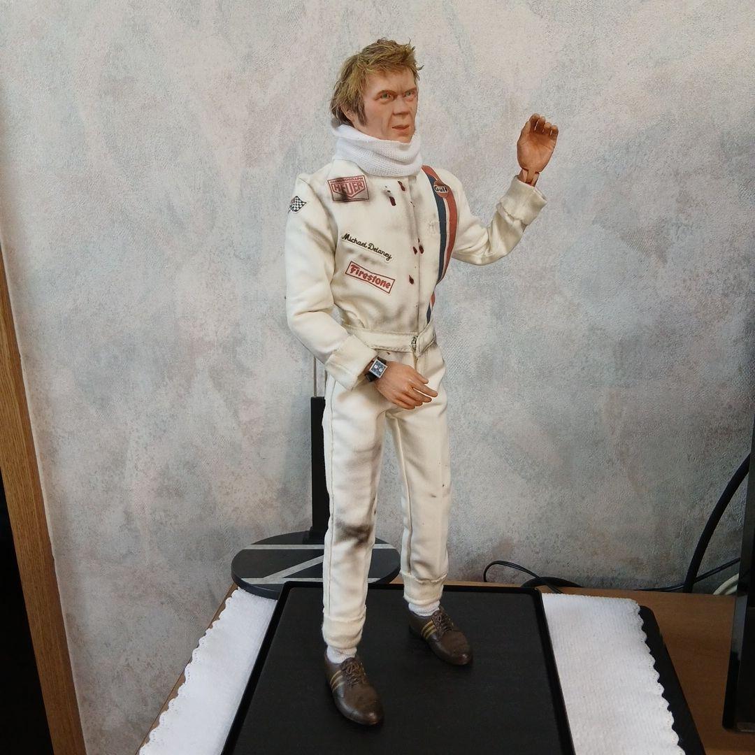 スティーブ・マックイーン 栄光のル・マン 1/6アクションフィギュア