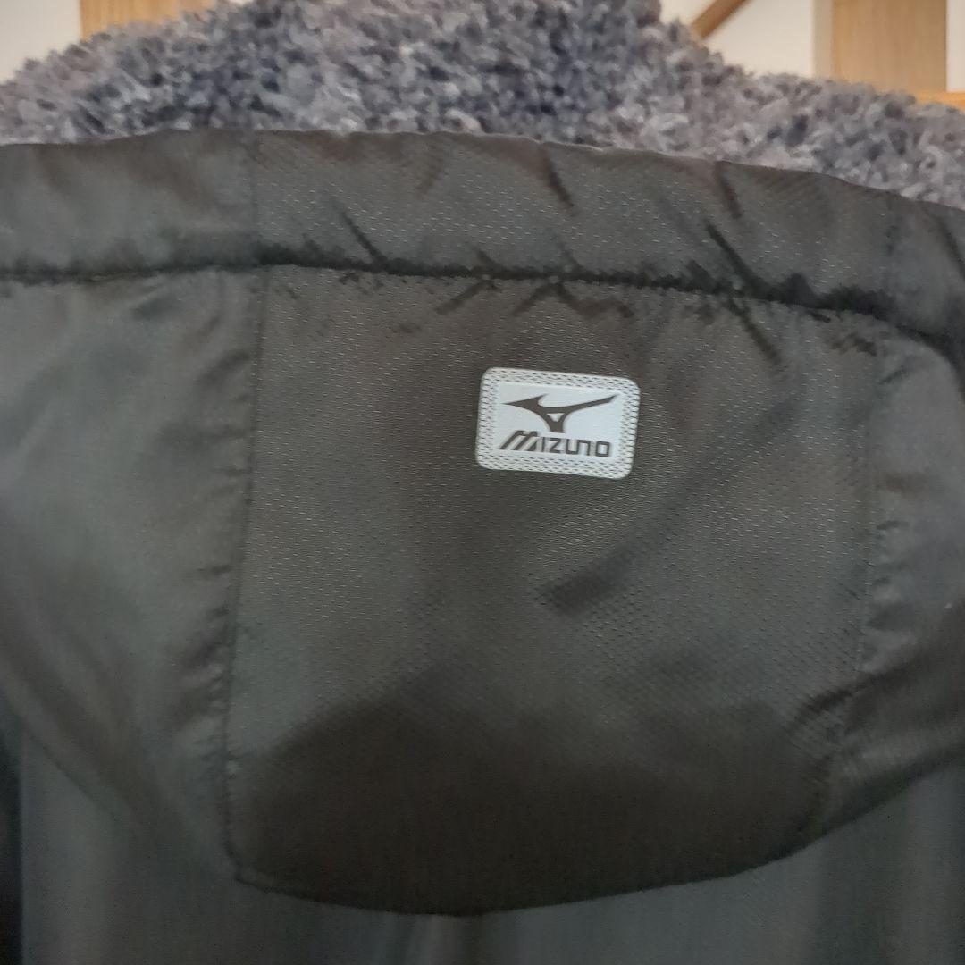 Eちゃん 美品、お値下げ中 Mizuno ブラック ベンチコート Lサイズ