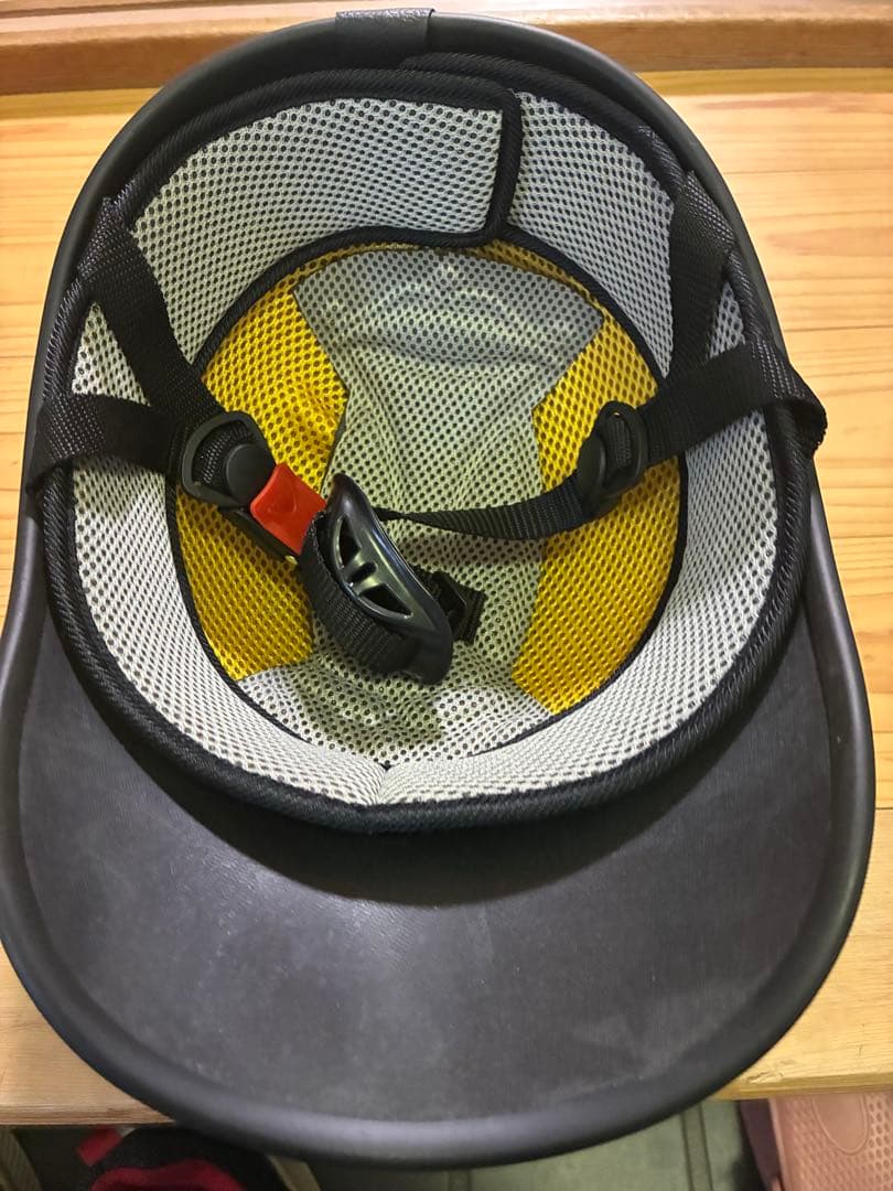 【引取り限定】ブリジストンシティサイクル 中古27インチ新品ヘルメット付き
