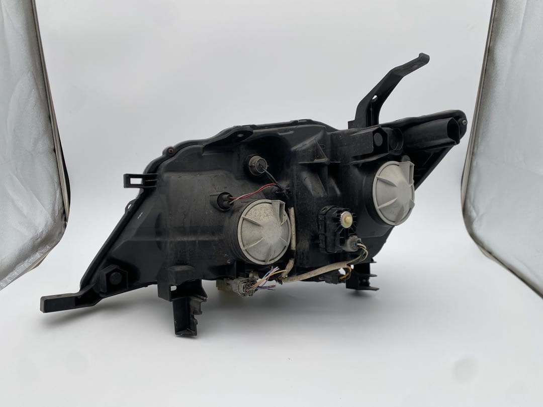 日産 セレナ C26 前期 純正 HID ヘッドライト 左右セット KOITO