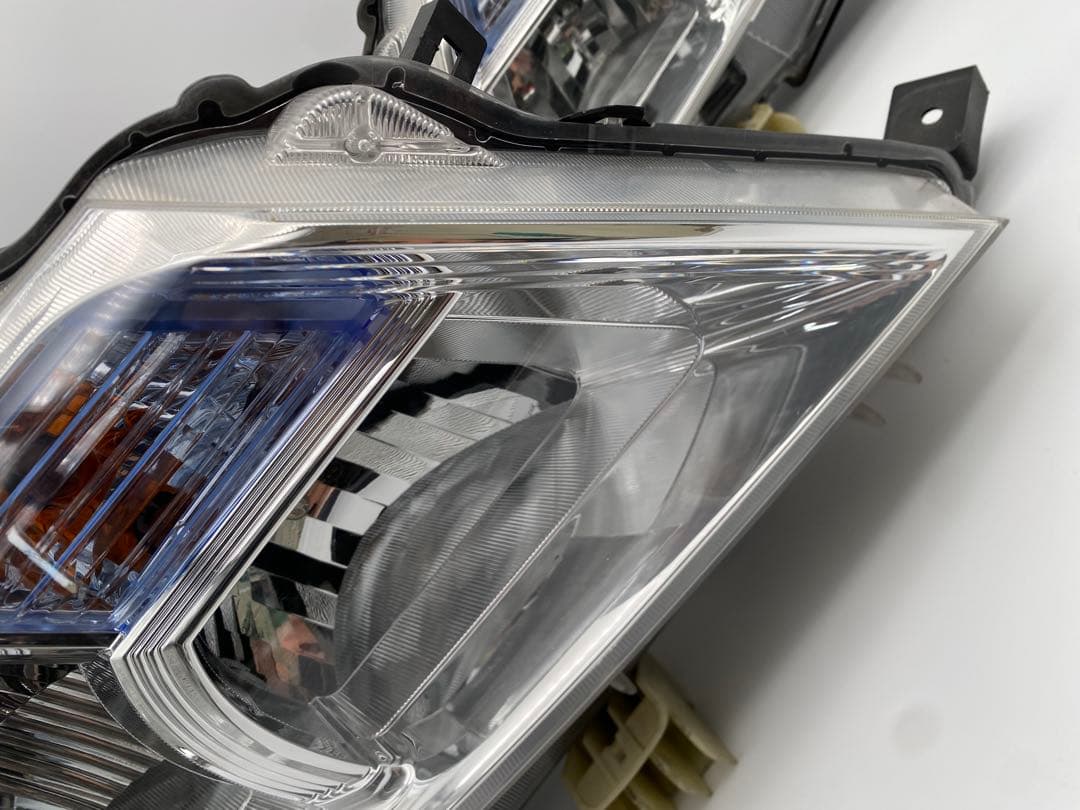 日産 セレナ C26 前期 純正 HID ヘッドライト 左右セット KOITO