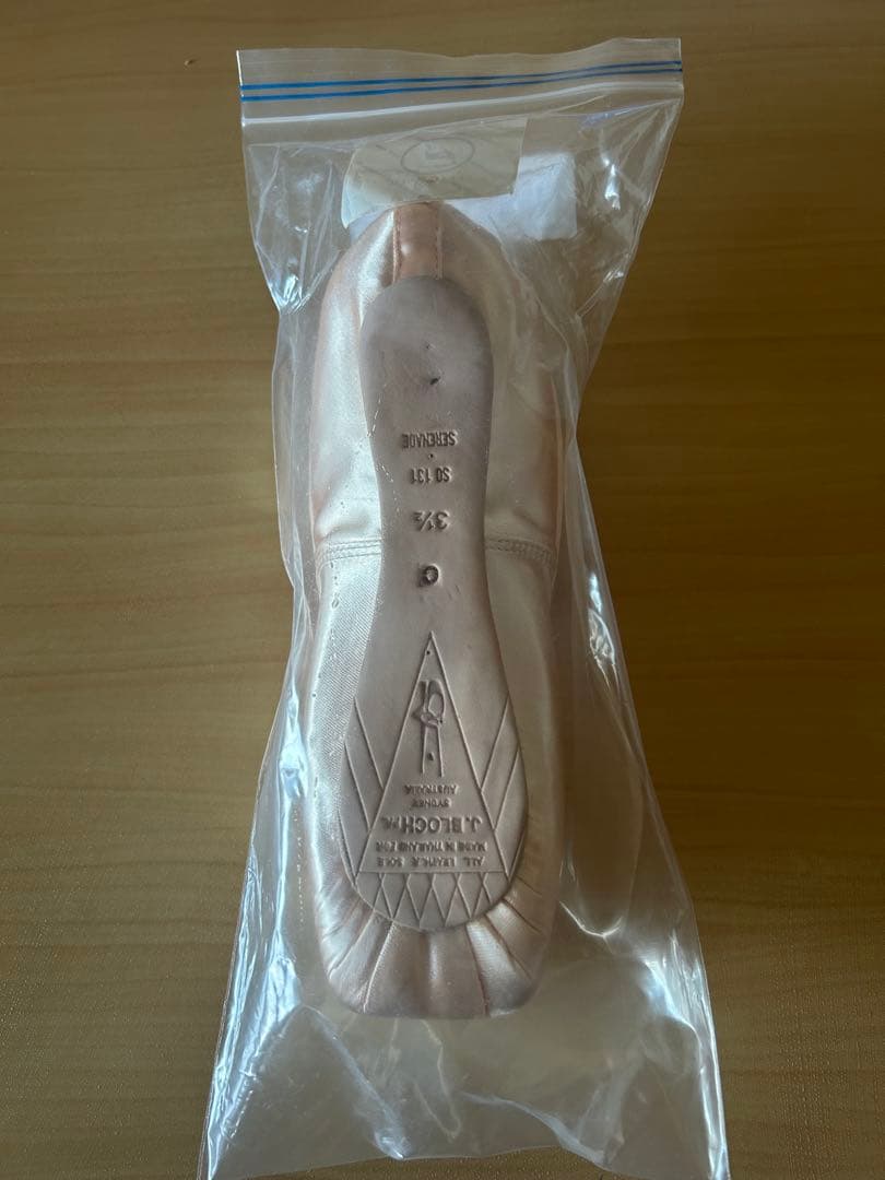 新品 BLOCH セレナーデ　SERENADE トゥシューズ 3.5 Ｃ