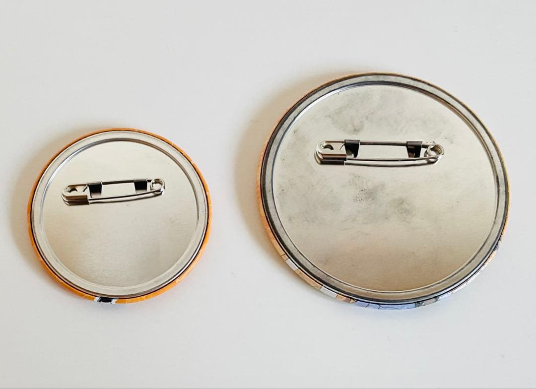 カラフルピーチえとグッズセットワンダーランドアクリルスタンド缶バッチ