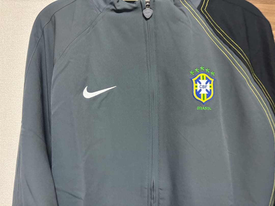 サッカーブラジル代表 リイシュー トラックジャケット　25シーズン　XL