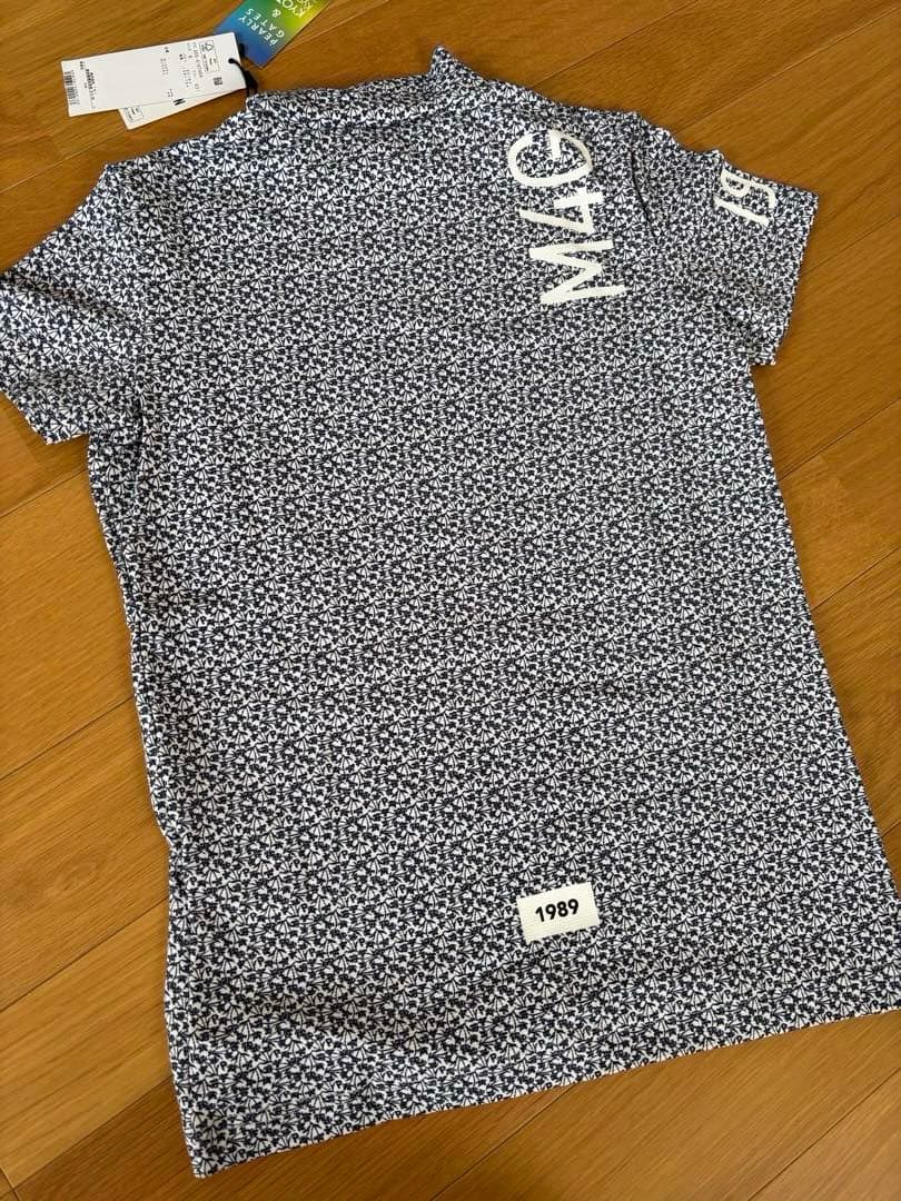 新品★タグ付きPEARLY GATES 花柄ポロシャツとスカート