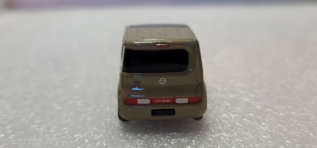 【送料無料】希少 キューブ クラフトダンボール ミニカー 「 トミカ 」