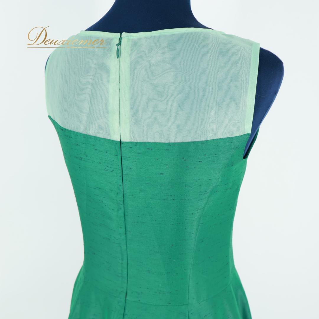 【美品 日本製 フラダンス衣装】グリーン MermaidLine MMJ ドレス