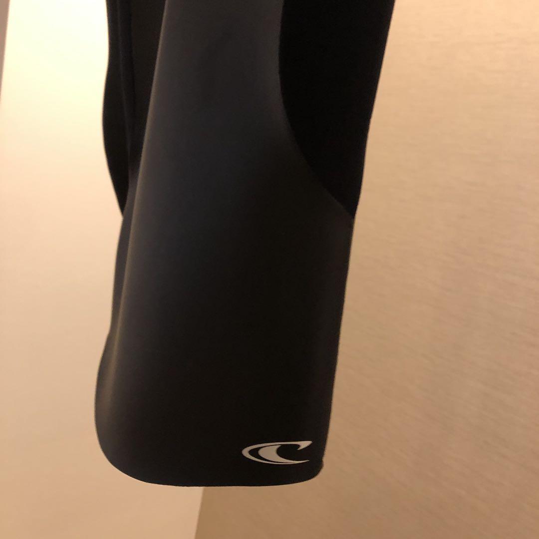 オニール　タッパー　XL ブラック　ウェットスーツ