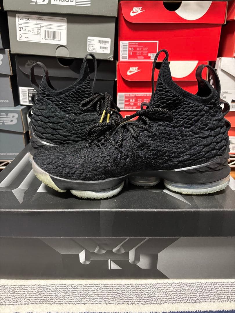 LEBRON XV レブロン 15