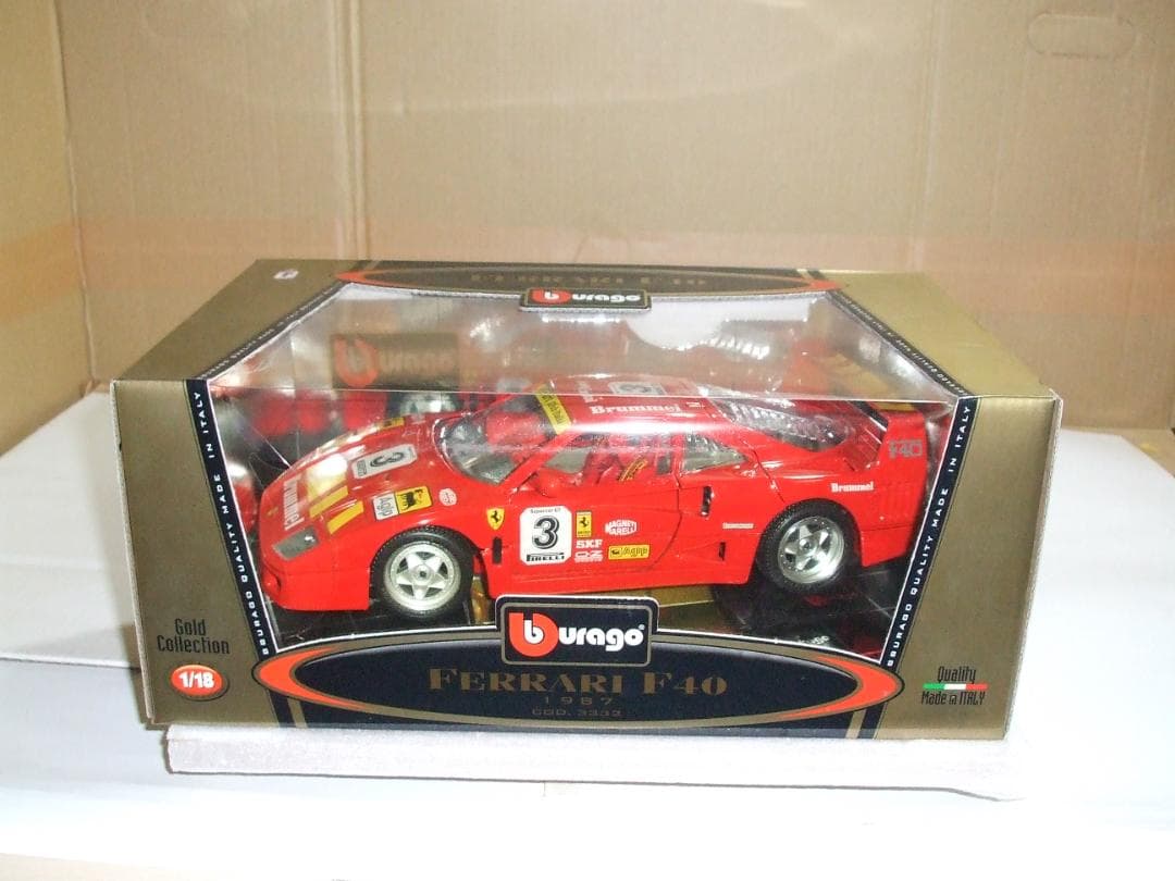 難あり　フェラーリ　F４０　＃３　レーシングカー　１／１８