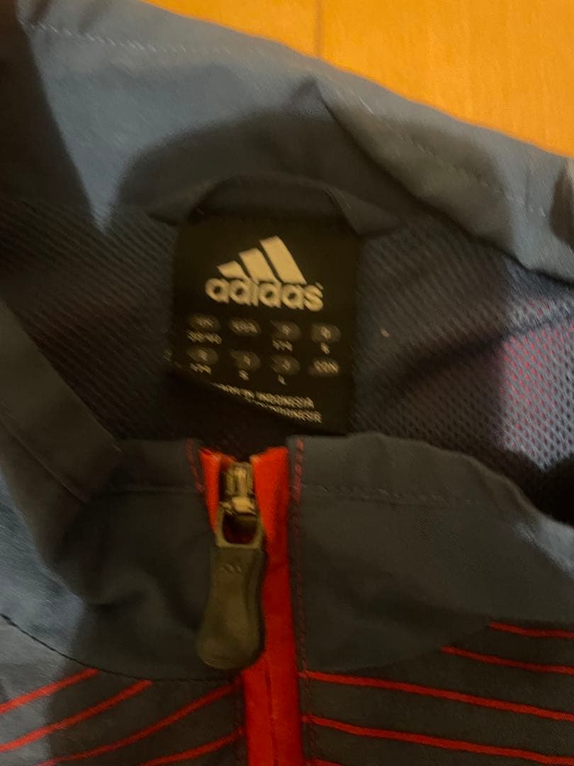 adidas サッカー ジャケット 赤/青