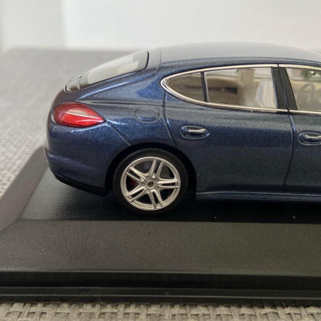 【限定1538台】ミニチャンプス 1/43 ポルシェ パナメーラ ターボ ブルー