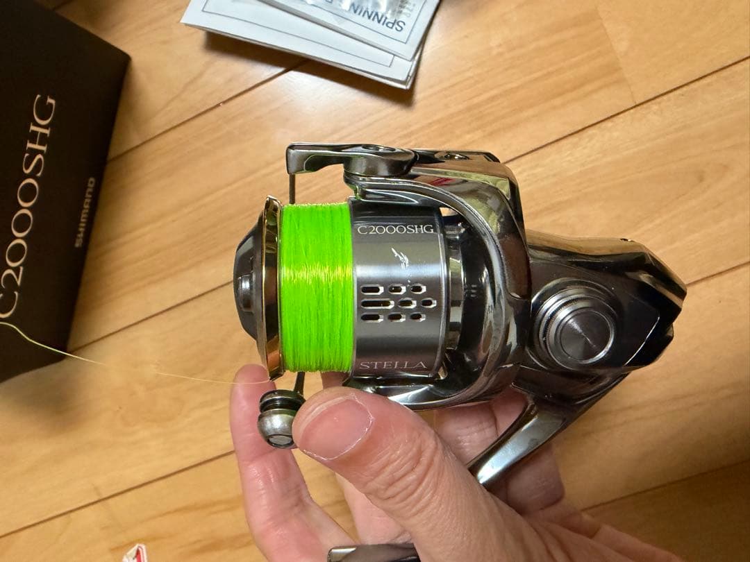 SHIMANO スピニングリール 18ステラC2000SHG