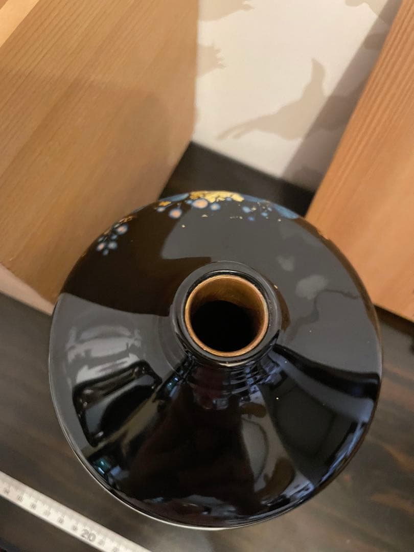 新品　骨董品　希少　花瓶 花柄 陶器 木箱付き　彫漆 草花漆花瓶 草花漆 花瓶