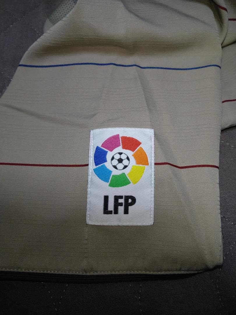 Nike FC Barcelona ベージュ アウェイ シャツ Sサイズ