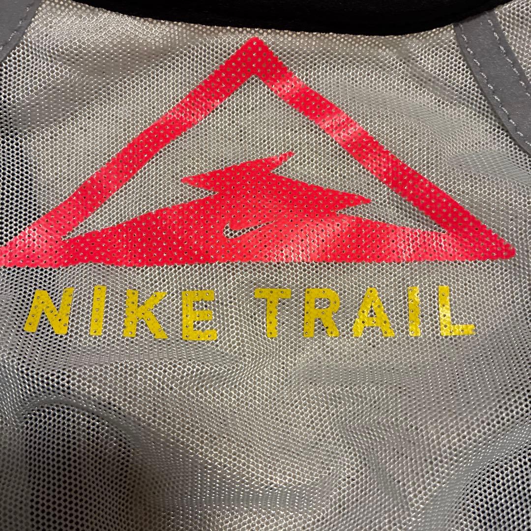 Nike トレイルランニング ベスト グレー