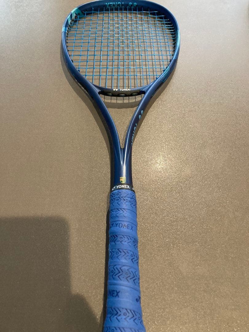 店頭試打ラケット　YONEX ボルトレイジ5VS 希少な　UXL0 ケース付き