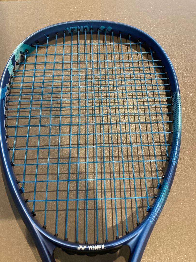 店頭試打ラケット　YONEX ボルトレイジ5VS 希少な　UXL0 ケース付き
