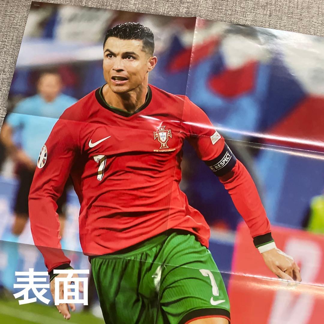 【サッカーファン必見&激レア】卓上カレンダー　壁掛けカレンダー　ポスター9枚