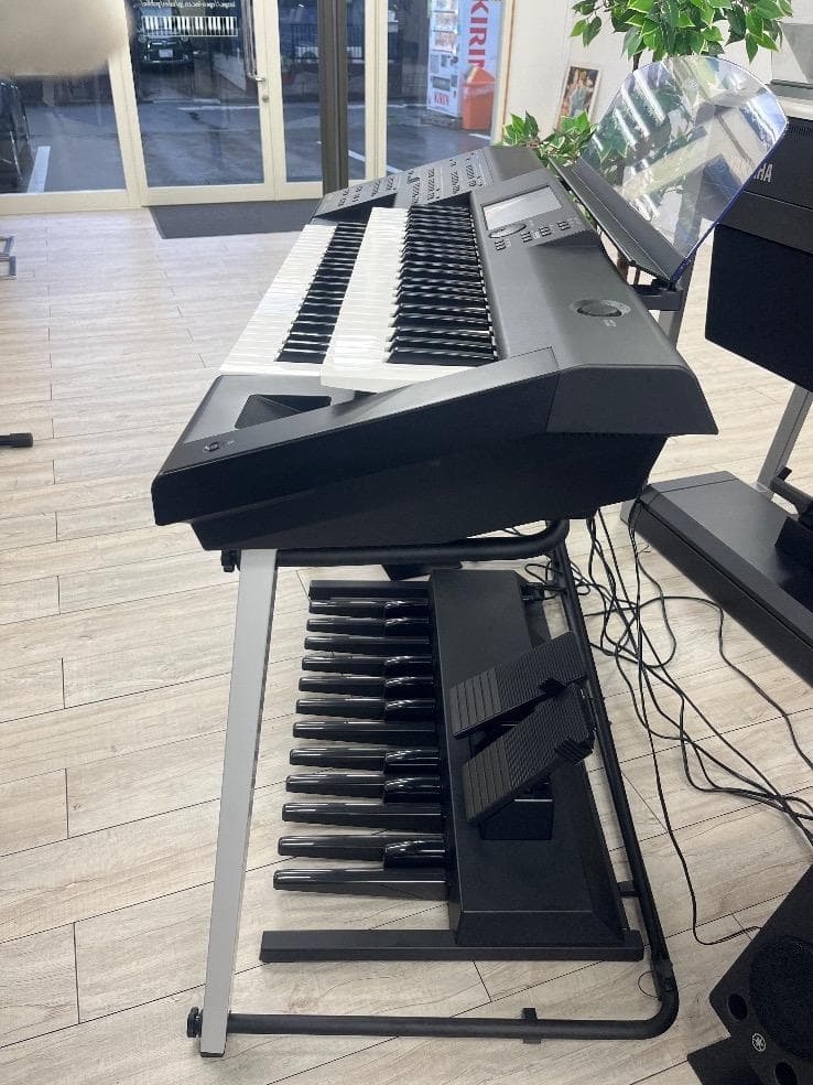 ★83876【電子ピアノ】YAMAHA　ELC02　2017年製