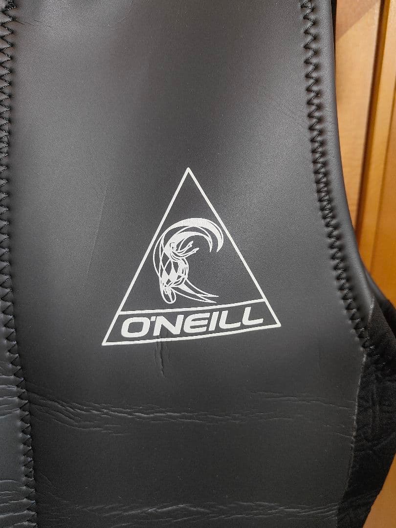【極美品】O'neill オニール　正規品　ウェットスーツ フロントジップベスト