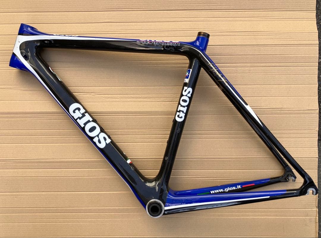 GIOS GRESS カーボンフレーム傷有り