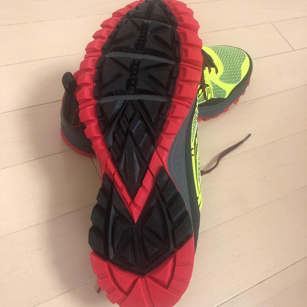 トレイルランニング用　　saucony
